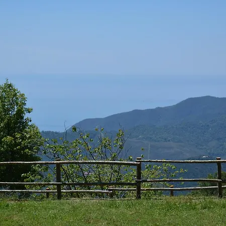 Agriturismo Monte Pu' Фермерский дом Castiglione Chiavarese