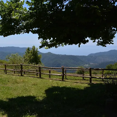 Agriturismo Monte Pu' Castiglione Chiavarese