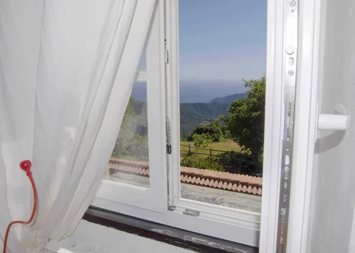 Agriturismo Monte Pu' * Castiglione Chiavarese
