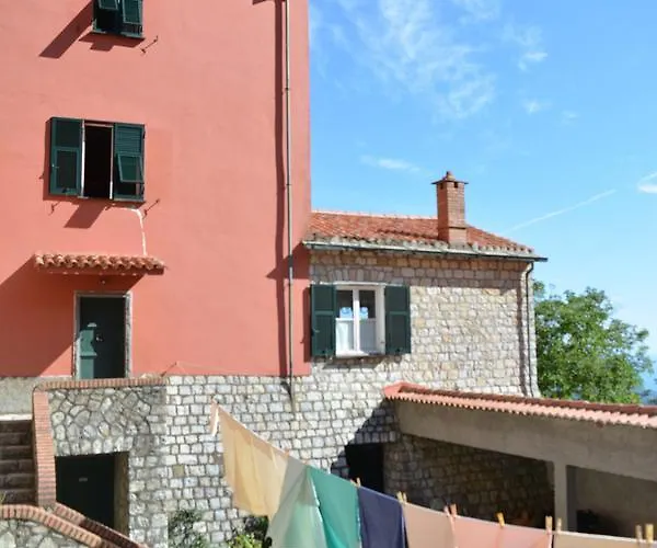 Agriturismo Monte Pu' Castiglione Chiavarese