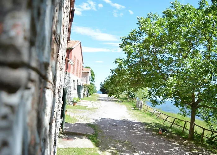 Agriturismo Monte Pu' Castiglione Chiavarese